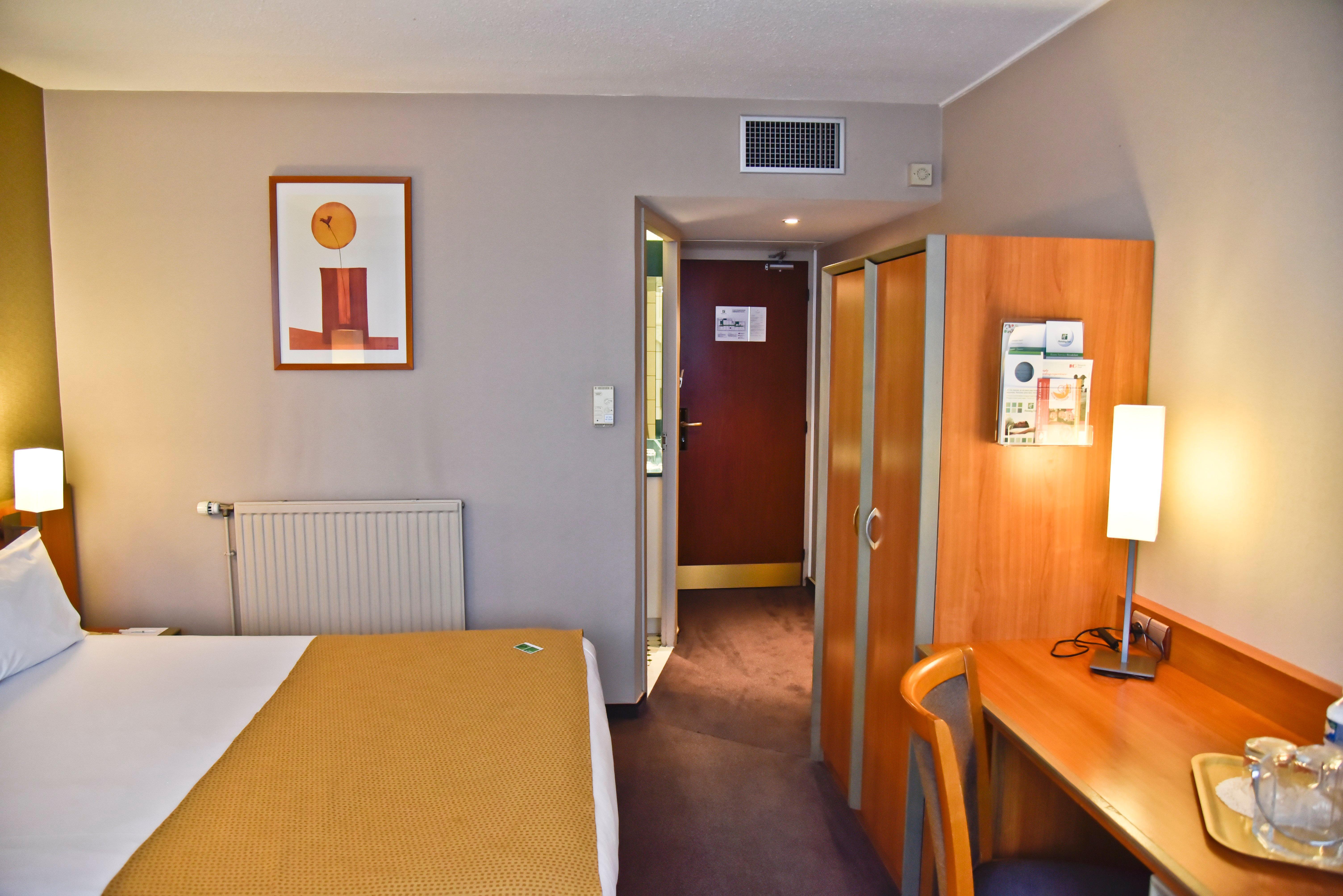 Holiday Inn Calais-Centre, An Ihg Hotel מראה חיצוני תמונה